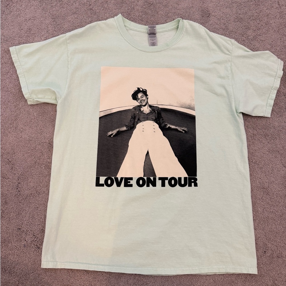 Harry Styles Love on Tour Authentic Gildan Light Green T-Shirt Size Large